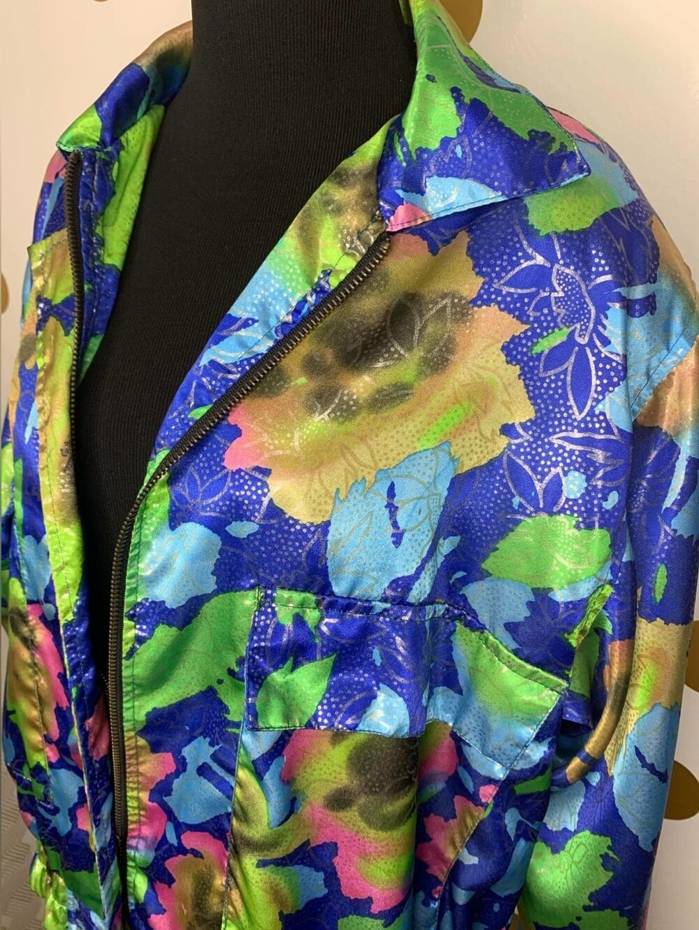 Vibrant Multicolor Satin Bomber Jacket - Women - Size: M/L - Picture 3 of 4